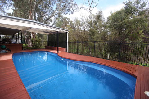 One Tree Bed And Breakfast - Accommodation Whitsundays 15