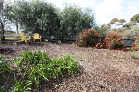 One Tree Bed And Breakfast - Accommodation Whitsundays 4