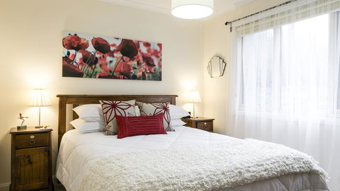 One Tree Bed And Breakfast - Accommodation Whitsundays 2