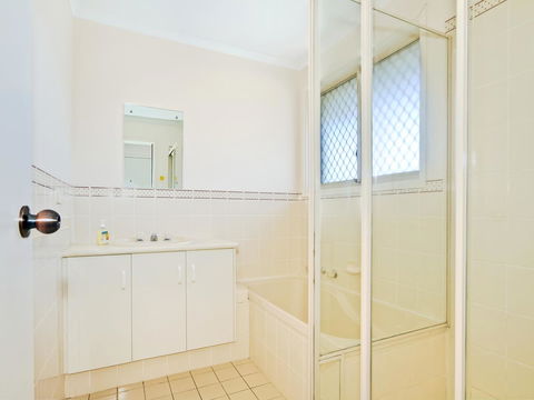 Moana Magic - C21 SouthCoast Holidays - Accommodation Whitsundays 8