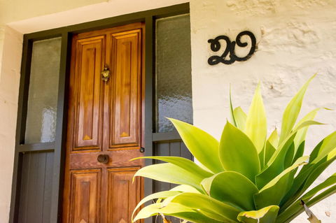 20 Hill Avenue Bed & Breakfast - Accommodation Whitsundays 3