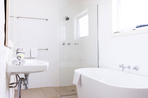 20 Hill Avenue Bed & Breakfast - Accommodation Whitsundays 23