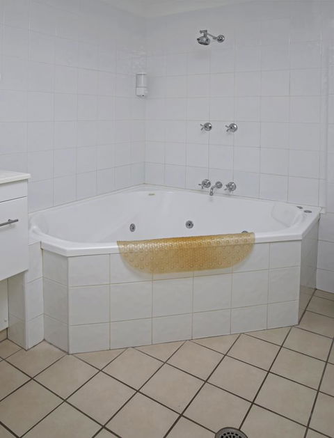 Aston Motel Yamba - Accommodation Whitsundays 30