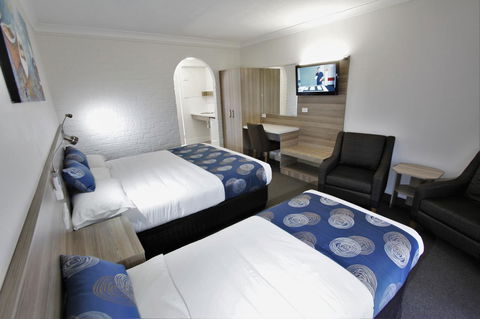 Aston Motel Yamba - Accommodation Whitsundays 0