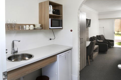 Aston Motel Yamba - Accommodation Whitsundays 35