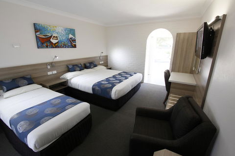 Aston Motel Yamba - Accommodation Whitsundays 1