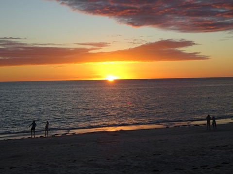 Aurora Holiday Apartment @West Beach - Accommodation Whitsundays 18