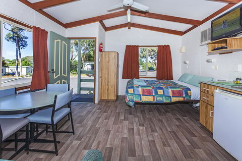 Echo Holiday Parks - Naracoorte - Accommodation Whitsundays 43