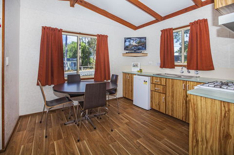 Echo Holiday Parks - Naracoorte - Accommodation Whitsundays 37
