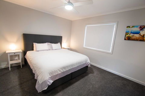 Wellington Lake Retreat - Accommodation Whitsundays 11