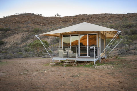Flinders Bush Retreats - Accommodation Whitsundays 2