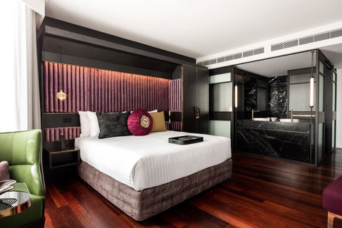 QT Perth - Accommodation Whitsundays 24