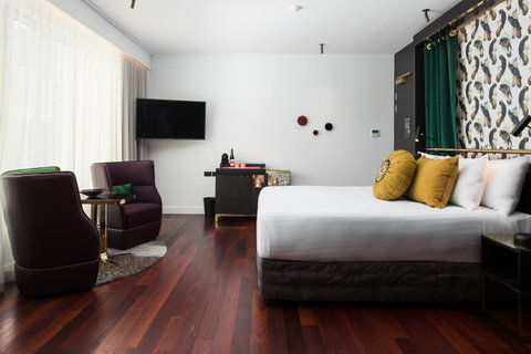 QT Perth - Accommodation Whitsundays 9