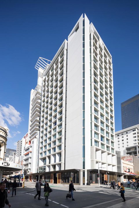 QT Perth - Accommodation Whitsundays 7