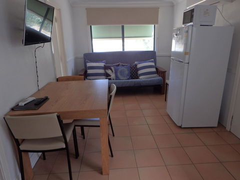Lazy Lobster Holiday Units & Chalets - Accommodation Whitsundays 10