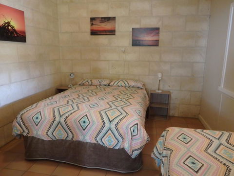 Lazy Lobster Holiday Units & Chalets - Accommodation Whitsundays 1