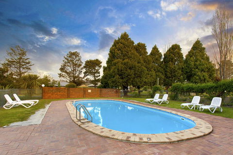 Armidale Tourist Park - Accommodation Whitsundays 2