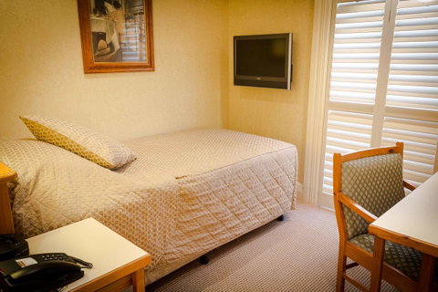 European Hotel - Accommodation Whitsundays 34
