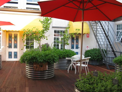 European Hotel - Accommodation Whitsundays 7