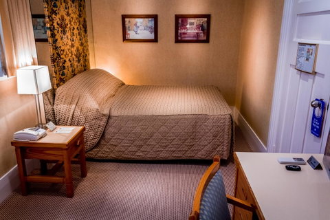 European Hotel - Accommodation Whitsundays 29