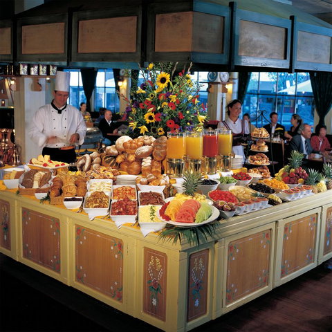 European Hotel - Accommodation Whitsundays 1