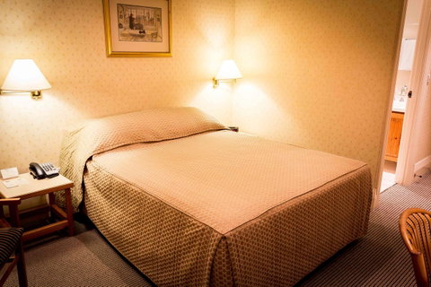 European Hotel - Accommodation Whitsundays 32