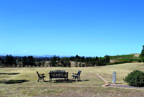 Grapevines Boutique Accommodation - Accommodation Whitsundays 18