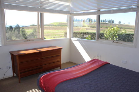 Grapevines Boutique Accommodation - Accommodation Whitsundays 25