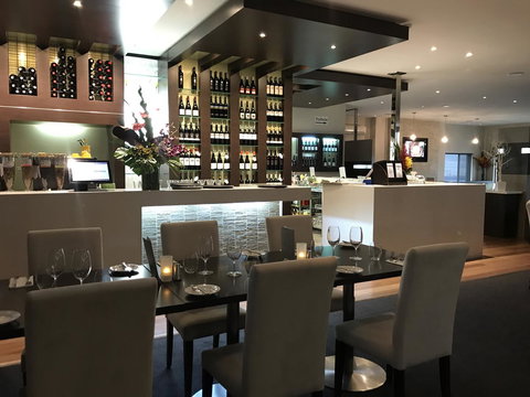 Dog Rock Motel - Accommodation Whitsundays 17