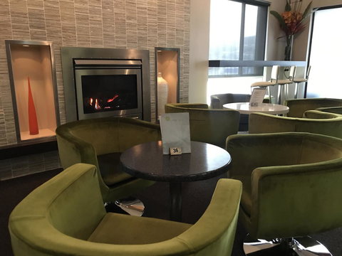 Dog Rock Motel - Accommodation Whitsundays 5