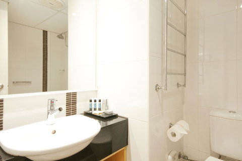 Dog Rock Motel - Accommodation Whitsundays 41