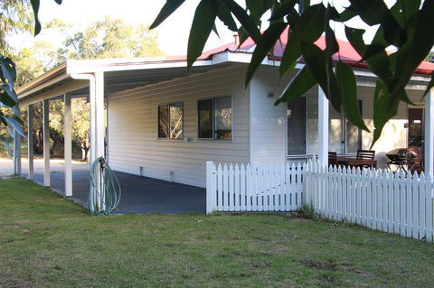 Sapphire Chalets, Augusta - Accommodation Whitsundays 6