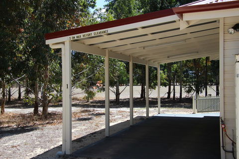 Sapphire Chalets, Augusta - Accommodation Whitsundays 7