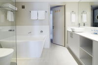 Book Scarborough Accommodation Vacations Accommodation Whitsundays Accommodation Whitsundays