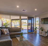 Starboard Views Kalbarri - River Front Apartment - Accommodation Whitsundays