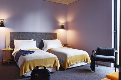 Alex Hotel - Accommodation Whitsundays 10