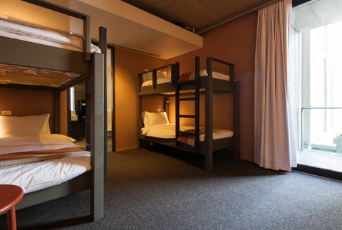 Alex Hotel - Accommodation Whitsundays 35