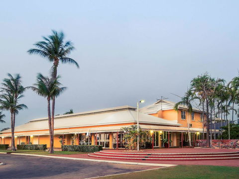 The Continental Hotel - Accommodation Whitsundays 4