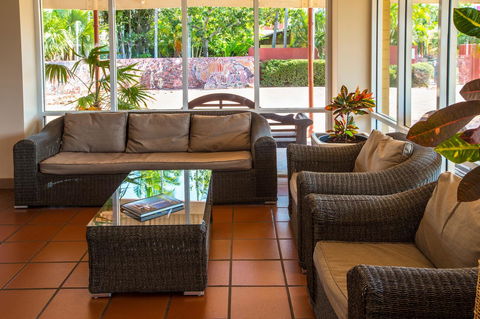 The Continental Hotel - Accommodation Whitsundays 13