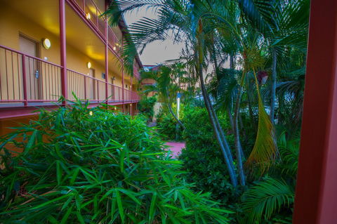 The Continental Hotel - Accommodation Whitsundays 22