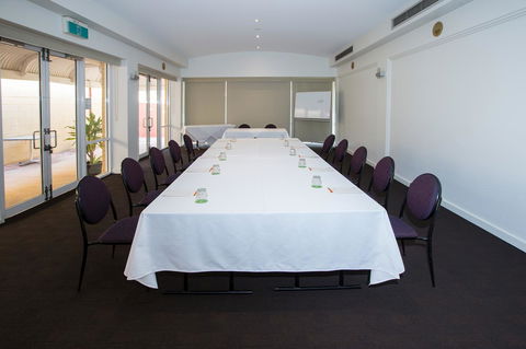 The Continental Hotel - Accommodation Whitsundays 23