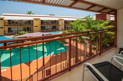 The Continental Hotel - Accommodation Whitsundays 18