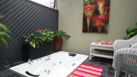 Nelson Bay Bed & Breakfast - Accommodation Whitsundays 9