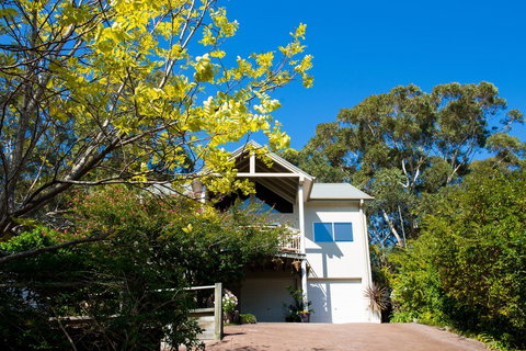 Nelson Bay Bed & Breakfast - Accommodation Whitsundays 1