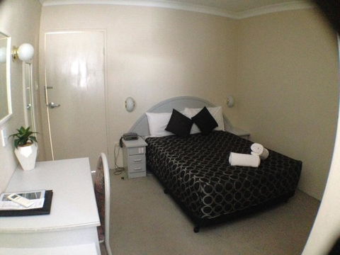 Ben Chifley Motor Inn - Accommodation Whitsundays 30