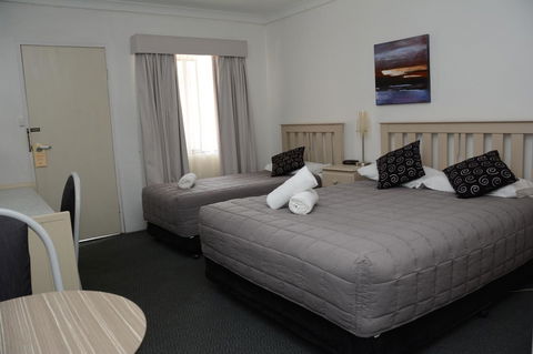Ben Chifley Motor Inn - Accommodation Whitsundays 14