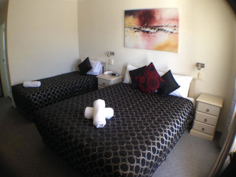 Ben Chifley Motor Inn - Accommodation Whitsundays 28