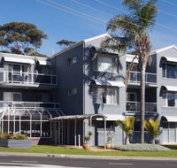 Mollymook Cove Apartments - Accommodation Whitsundays