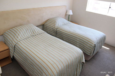 Mollymook Cove Apartments - Accommodation Whitsundays 17