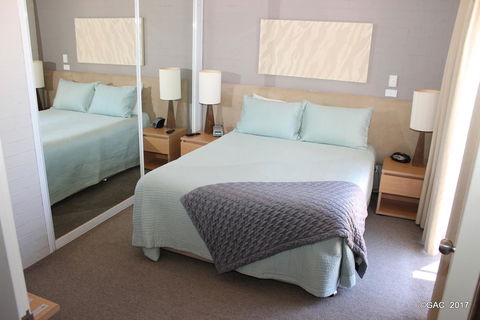Mollymook Cove Apartments - Accommodation Whitsundays 33